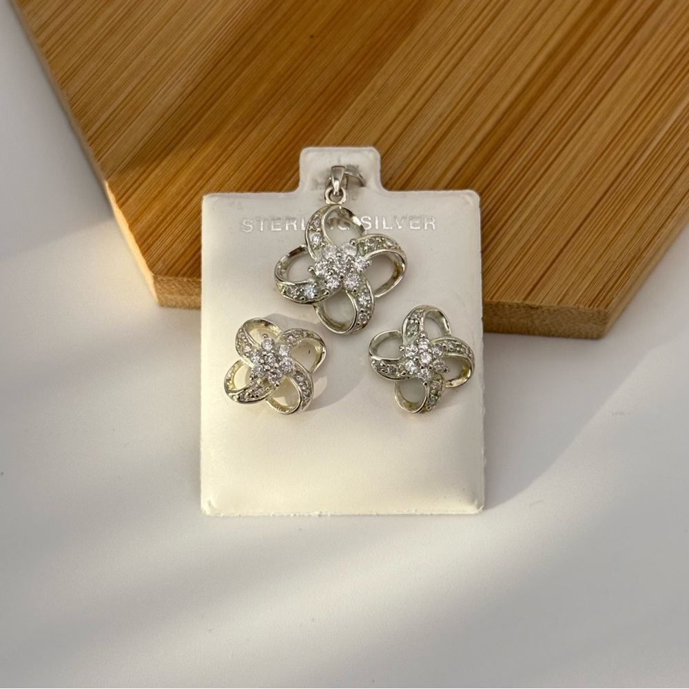 Vintage Floral Cubic Zirconia Pendant and Earring Set - 925 Sterling Silver